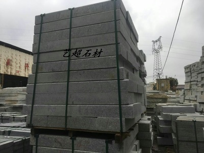 石材大揭秘:花崗巖、大理石,哪款更適合你的路沿石?