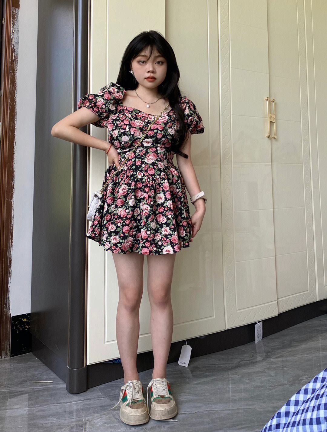 身长腿短贫贱命